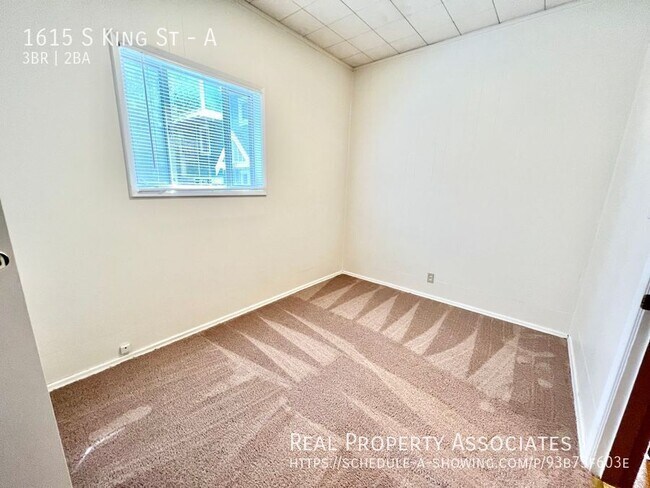 Building Photo - 1615 S King St