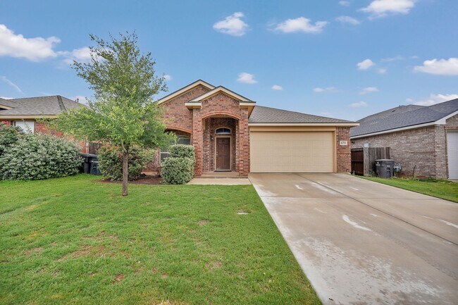Building Photo - 6711 Hall of Fame Blvd
