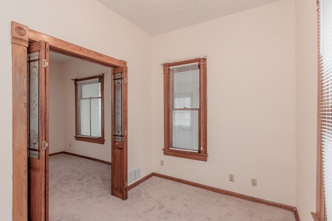 Building Photo - 446 E St