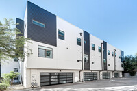 Building Photo - 325 E Coronado Rd