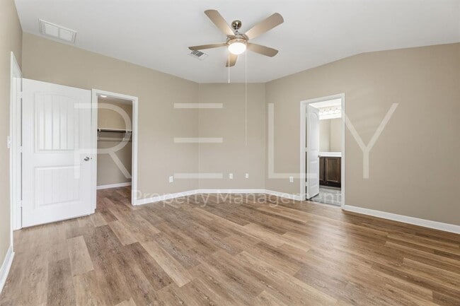 Building Photo - 146 Leon River Loop