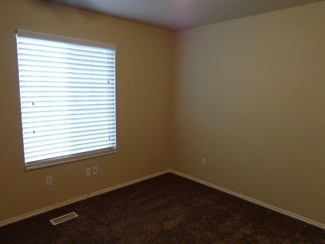 Building Photo - 6115 W Cherry Springs Ct