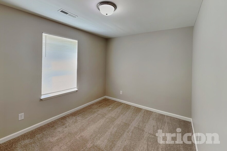 Building Photo - 9415 Bradstreet Commons Way
