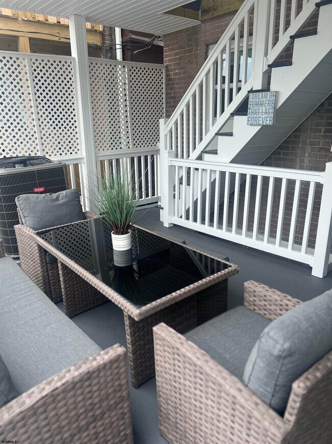 Building Photo - 3808 Ventnor Ave