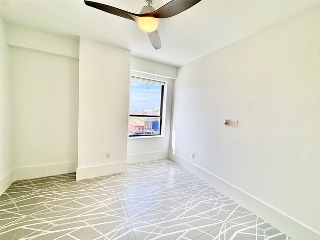 Building Photo - 2201 Market St