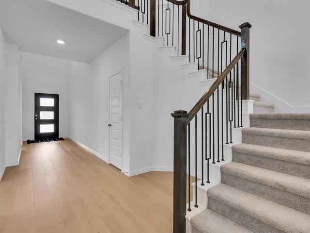 Building Photo - 1303 Wheelwright Dr