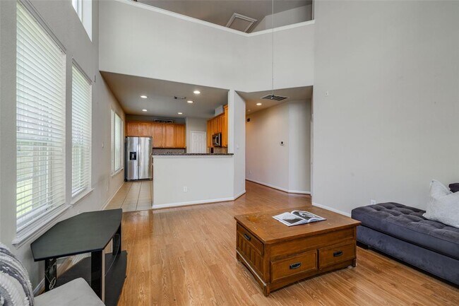 Building Photo - 1142 Glenwood Canyon Ln