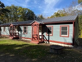 Building Photo - 146 Mormon Hollow Rd