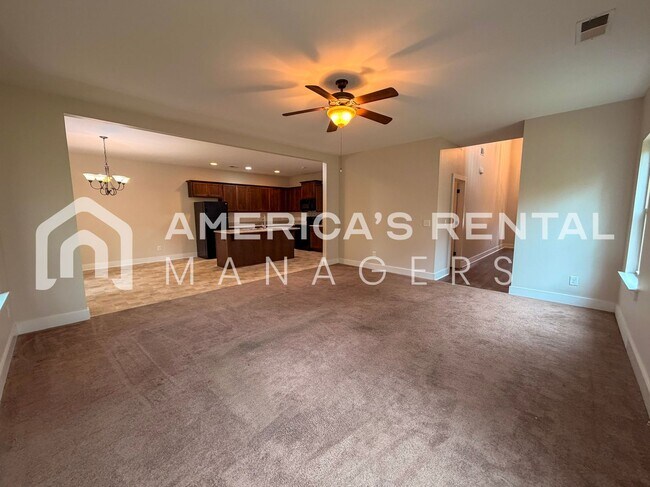 Building Photo - MOVE IN SPECIAL!!! - Home for rent in Calera, AL!!! - Receive 1 FREE MONTH if a 15-month lease is...