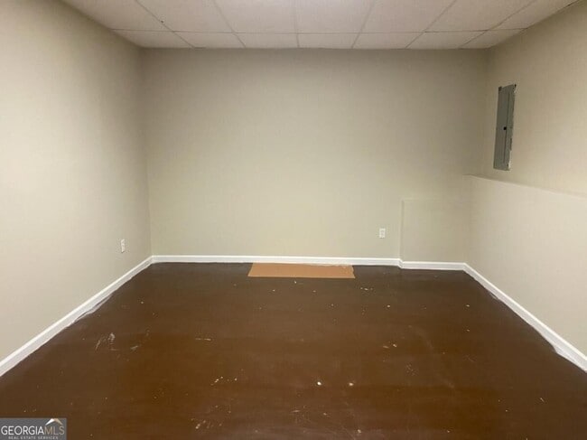 Building Photo - 6170 Devonshire Dr