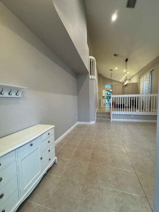 Building Photo - 1251 Oakwater Dr