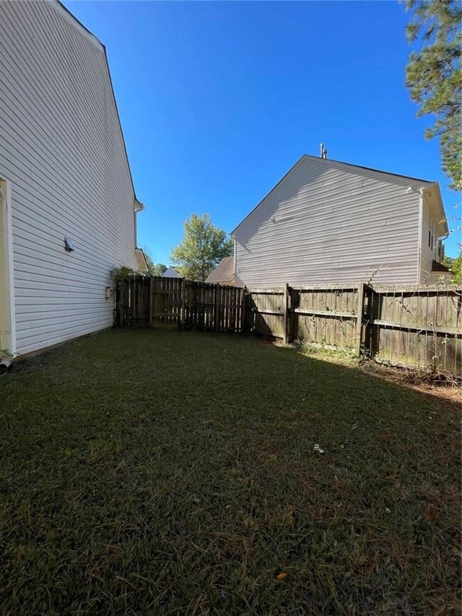 Building Photo - 2346 Delfern Dr NW