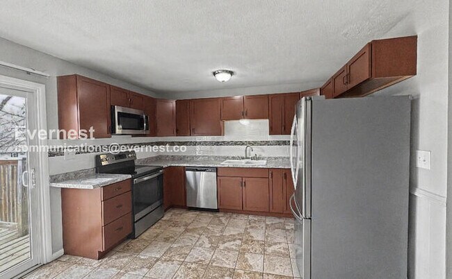 Building Photo - 19200 E Ponca Terrace