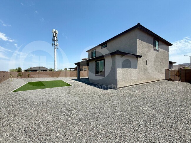 Building Photo - 11216 S 56th Ln