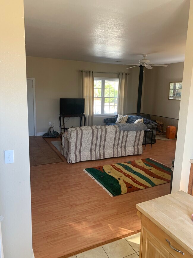 Building Photo - 3514 Brevard Rd