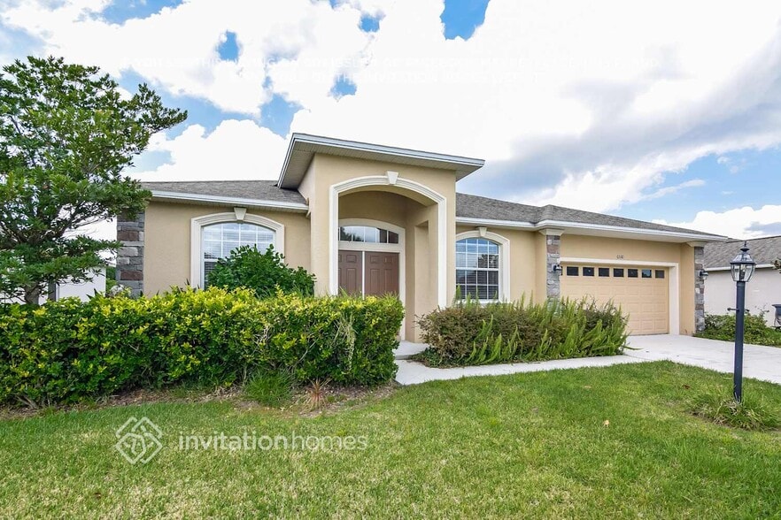 Building Photo - 6530 Evergreen Park Dr