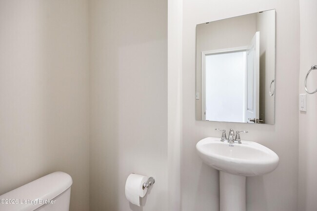 Building Photo - 16909 Aiken Rdg Cir