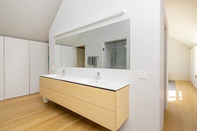 Building Photo - 232 Mitchell Ln