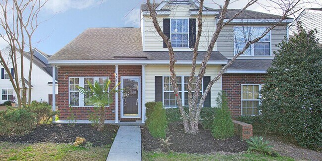 Primary Photo - 126 Hornby Cir