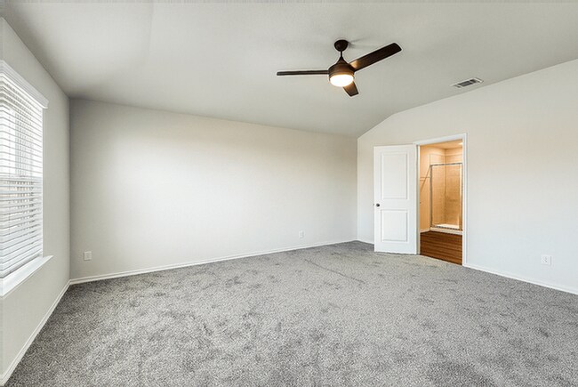 Building Photo - 10514 Egremont