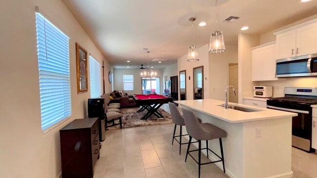 Building Photo - New Star Valley Home