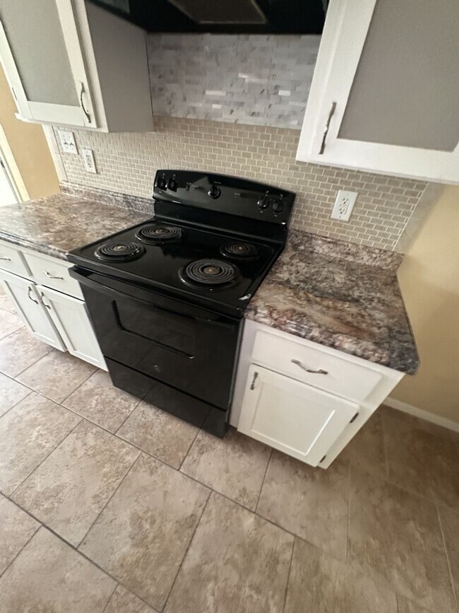 Building Photo - 4bd/2ba in Killeen Tx