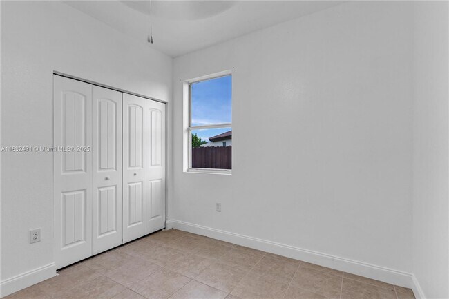Building Photo - 28381 SW 128th Pl