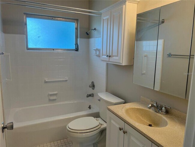 Building Photo - 1514 Bunker Hill Dr