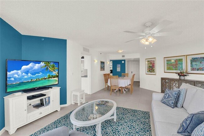 Building Photo - 2400 S Ocean Dr