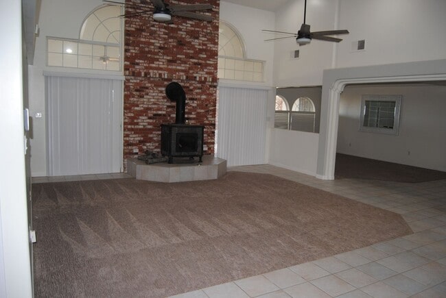 Building Photo - 14500 Maricopa Hwy