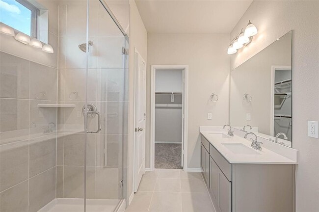 Building Photo - 8910 Oak Ivy Ln