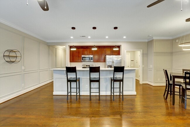 Building Photo - 2849 Jordan Oaks Ln