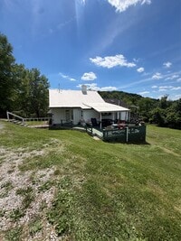 Building Photo - 223 Vinegar Hill Rd