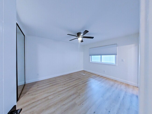 Building Photo - 117 Avenida Algodon