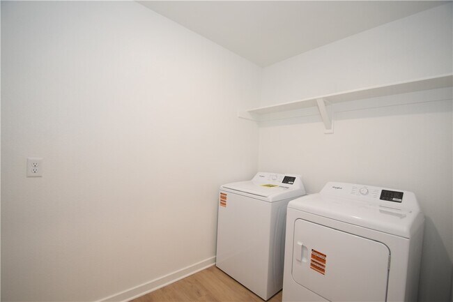 Building Photo - 557 Colorado St