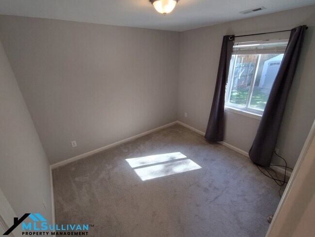 Building Photo - 1202 Liberty St