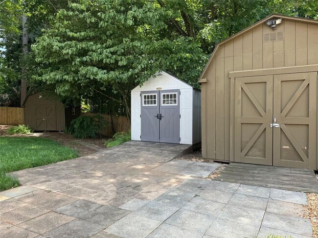 Building Photo - 2910 Arden Ridge Dr