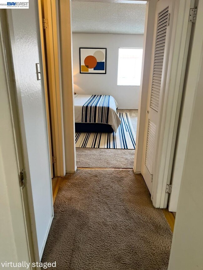 Building Photo - 954 F St