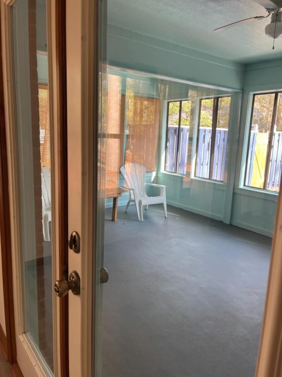 Building Photo - 3 Bayberry Cir