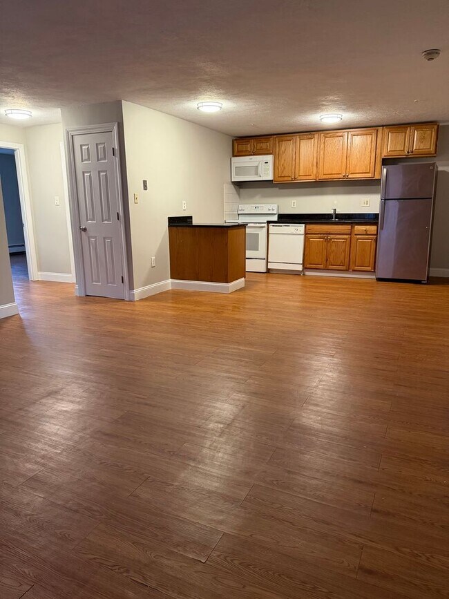Interior Photo - Harvard Street Apartments
