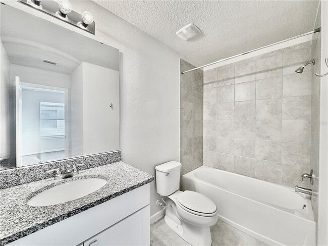 Building Photo - 19672 Shady Oak Dr