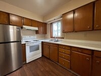 Building Photo - Chester Estates