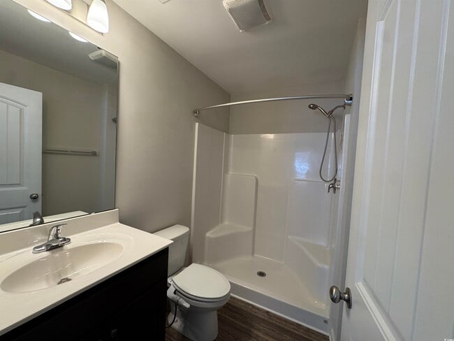 Building Photo - 122 Desurrency Ct