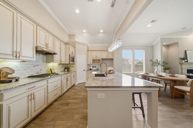 Building Photo - 18619 Navarro Branch Dr