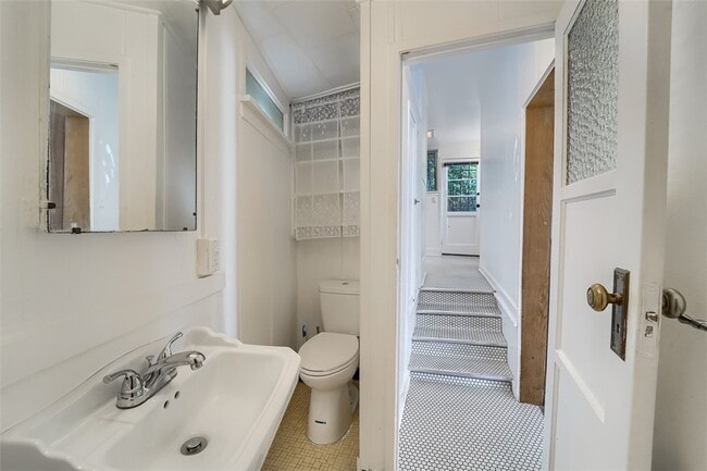 Building Photo - 5924 Graciosa Dr