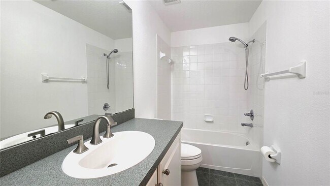 Building Photo - 381 1st Ave SW