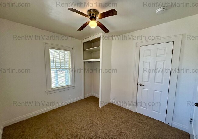 Building Photo - 1917 W 3rd St