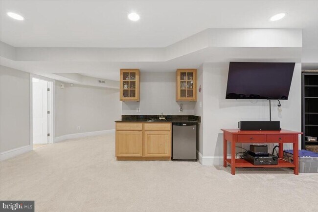 Building Photo - 47791 Macgill Ct