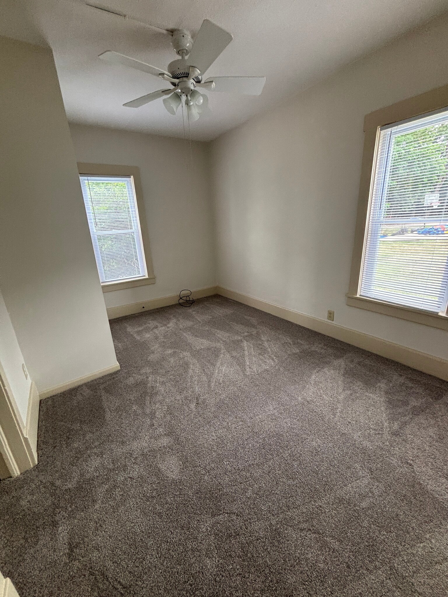 bedroom 1 - 13712 Bennett Rd