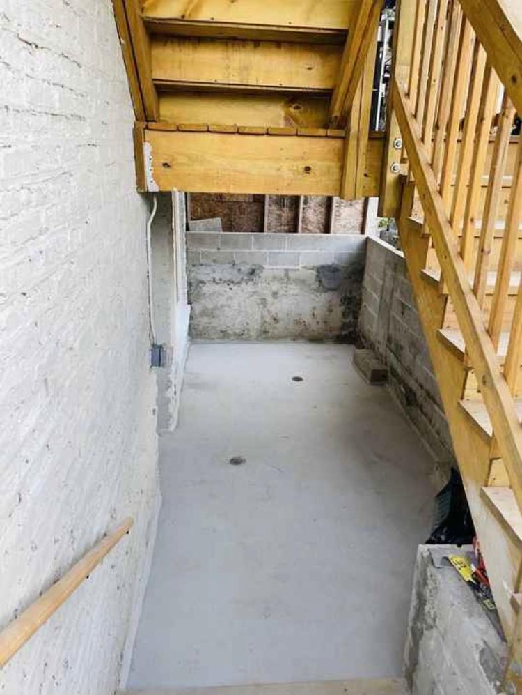 Building Photo - 1316 S Millard Ave